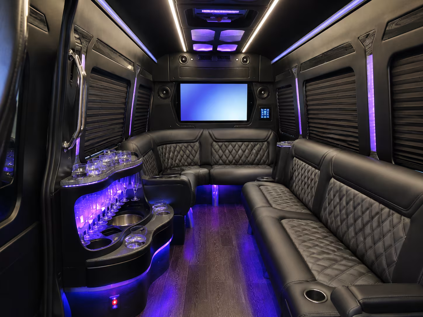 fan buses to unlv rebels games and college sporting events