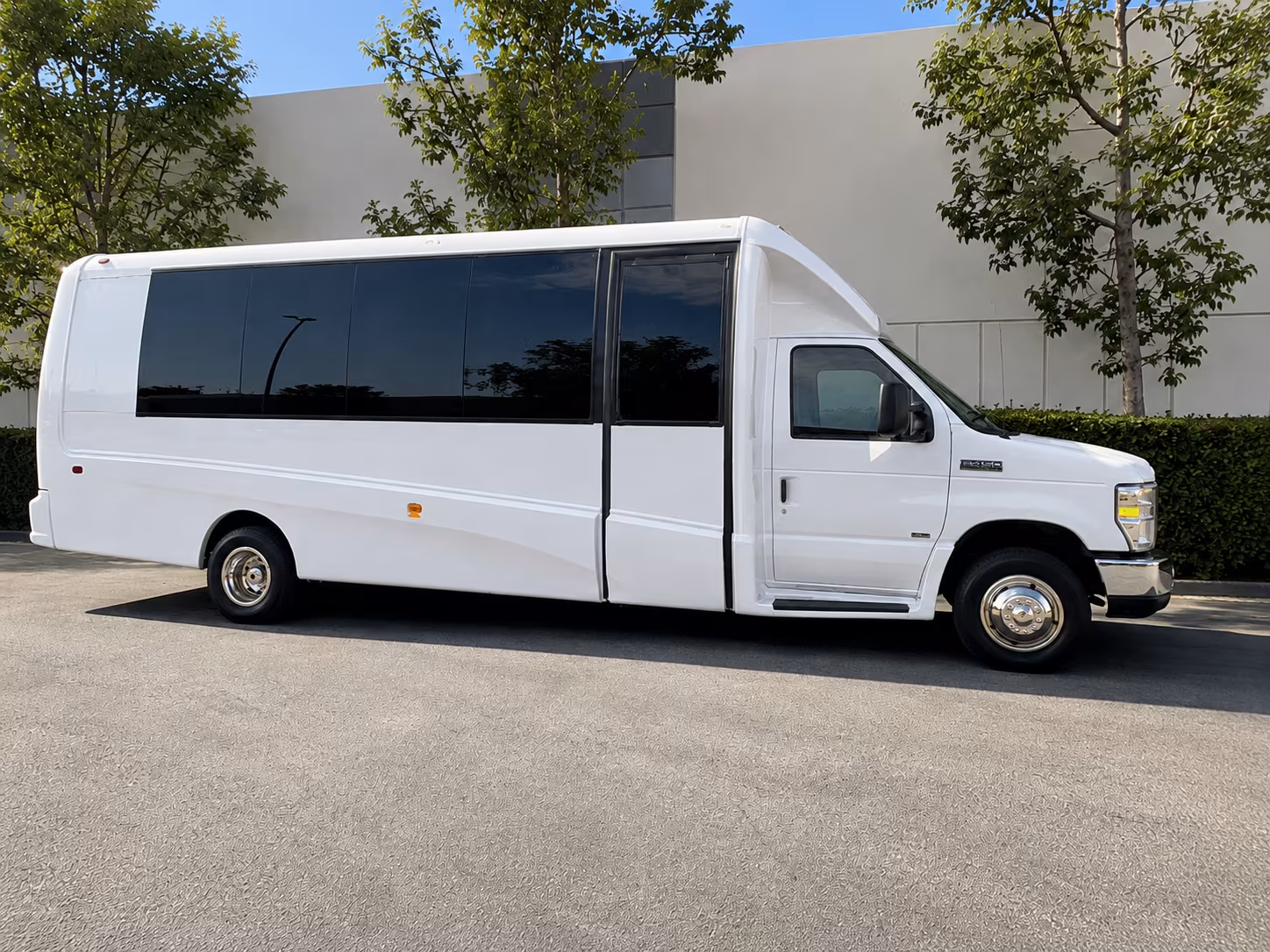 henderson school field trip and educational event buses