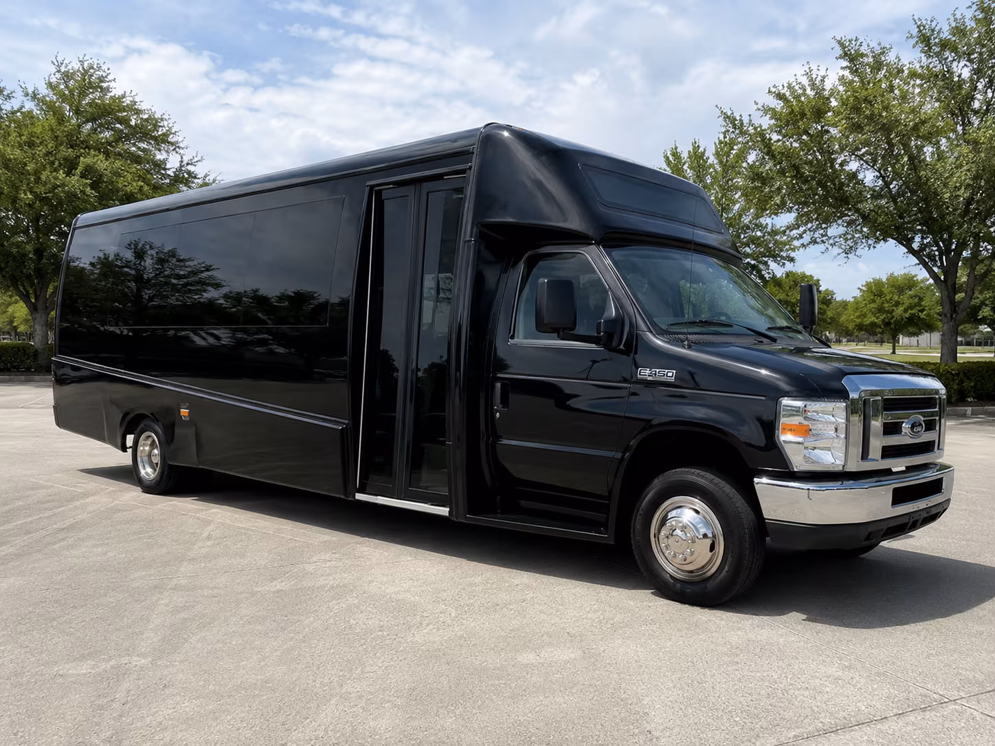 minibus rentals for henderson wedding party transfers